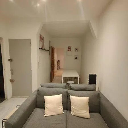 Deux Pieces - Confort - Ecusson Apartment